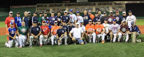 38 Hall of Famers Take the Field at World Series VI